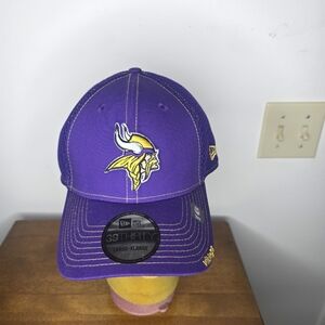Minnesota Vikings Purple New Era Cap with Viking Logo Neo Model NWT
